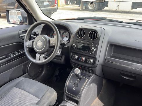 Used 2013 Jeep Patriot Sport w/ PWR Value Group AWD/4WD image 11