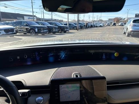 Certified 2024 Lincoln Nautilus Premier w/ Equipment Group 102A image 20