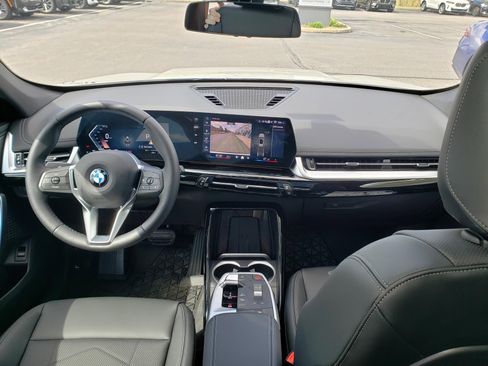 New 2026 BMW X1 xDrive28i w/ Convenience Package AWD/4WD image 15