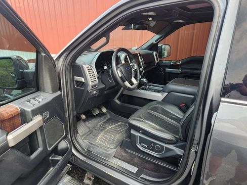 Used 2015 Ford F150 Platinum w/ Trailer Tow Package AWD/4WD image 9
