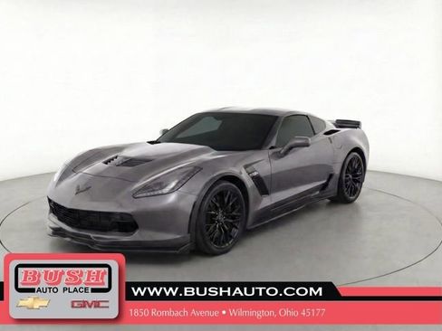 Used 2016 Chevrolet Corvette Z06 w/ 3LZ Preferred Equipment Group image 2