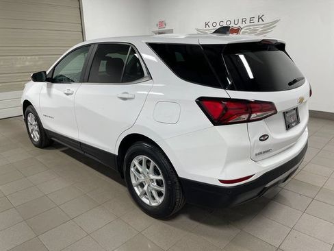 Used 2023 Chevrolet Equinox LT AWD/4WD image 4