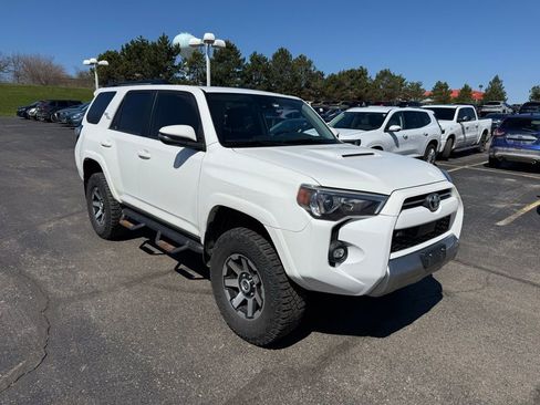 Used 2021 Toyota 4Runner TRD Off-Road Premium w/ Moonroof Package image 4