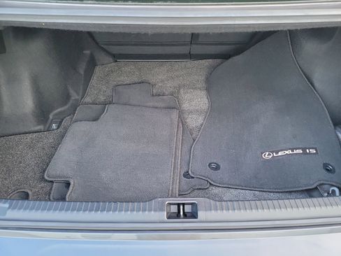 Certified 2023 Lexus IS 300 w/ Premium Package RWD image 9