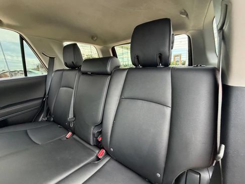 Used 2020 Toyota 4Runner Venture w/ Moonroof Package AWD/4WD image 18