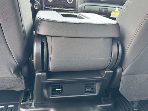 Certified 2024 GMC Sierra 3500 Pro RWD image 23