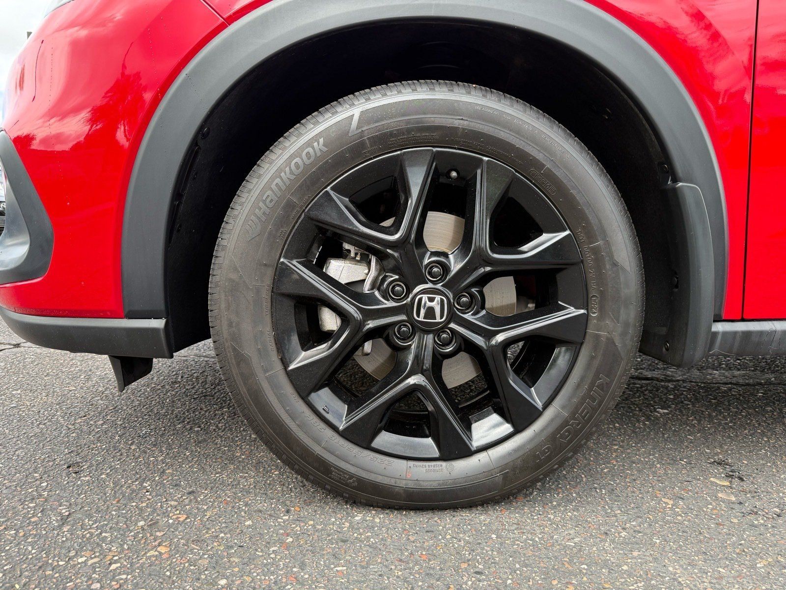 Certified 2025 Honda HR-V Sport image 12