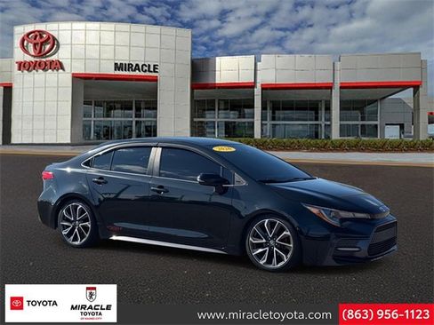 Used 2020 Toyota Corolla SE image 1