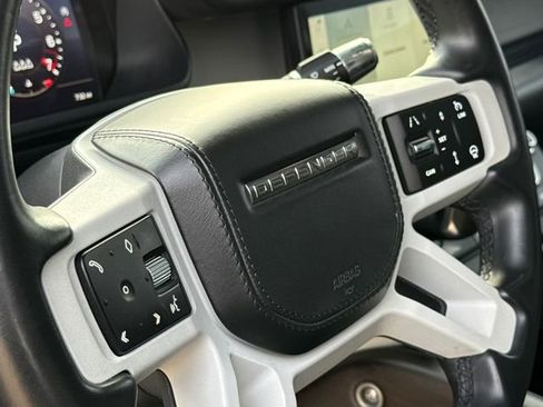 Used 2021 Land Rover Defender 110 X-Dynamic HSE AWD/4WD image 29