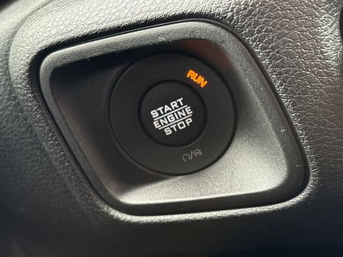 Certified 2024 Jeep Wrangler Sport S image 32