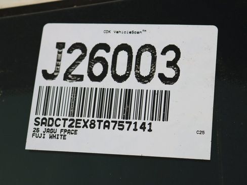 Used 2026 Jaguar F-PACE R-Dynamic S image 33