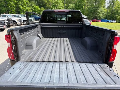 Used 2019 Chevrolet Silverado 1500 RST AWD/4WD image 24