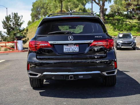 Used 2017 Acura MDX SH-AWD w/ Advance Package image 5