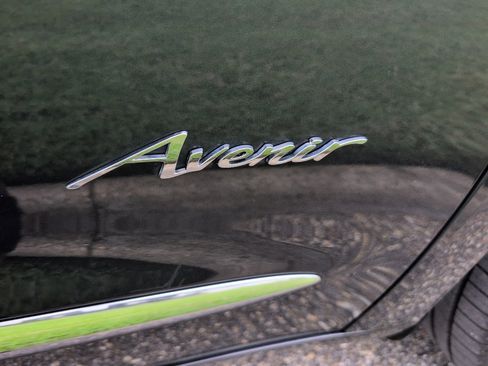 Used 2018 Buick Enclave Avenir w/ Avenir Technology Package image 10