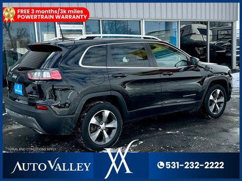 Used 2019 Jeep Cherokee Limited image 7