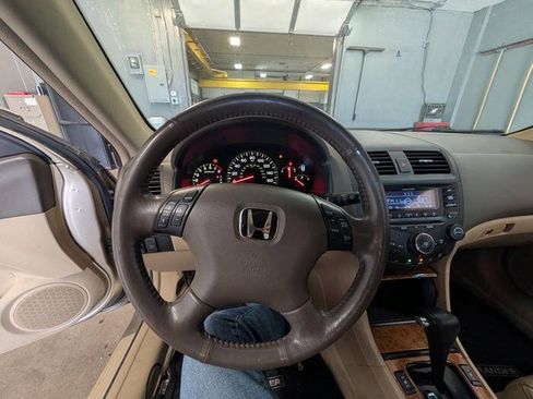 Used 2003 Honda Accord EX image 33
