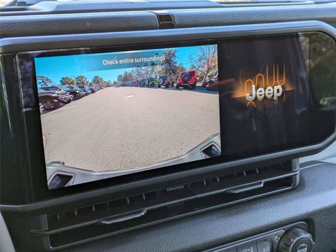 New 2026 Jeep Gladiator Sport image 20