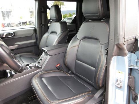 Certified 2023 Ford Bronco Badlands w/ Sasquatch Package AWD/4WD image 10