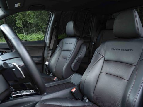 Used 2023 Honda Ridgeline Black Edition image 17