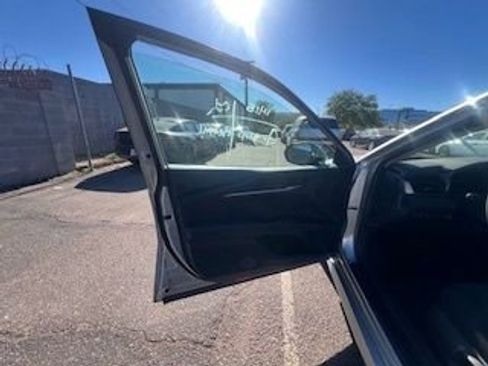 Used 2025 Toyota Camry LE image 11