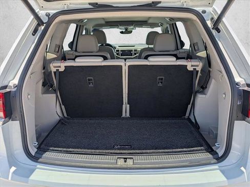 Used 2021 Volkswagen Atlas SE w/ Panoramic Sunroof Package FWD image 6