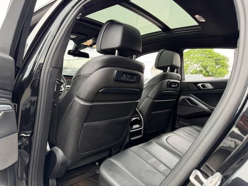 Used 2020 BMW X6 xDrive40i w/ M Sport Package AWD/4WD image 14