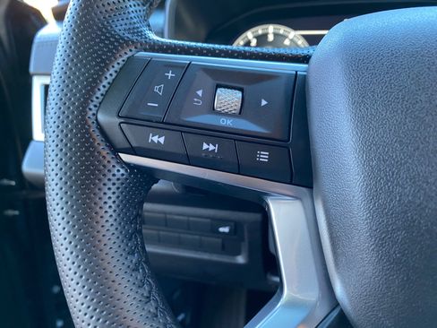 Used 2024 Mitsubishi Outlander SE Black Edition image 68