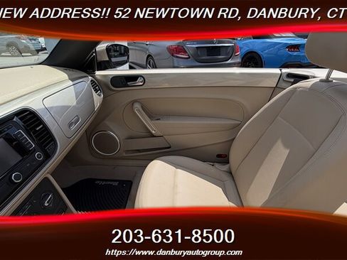 Used 2013 Volkswagen Beetle TDI FWD image 16