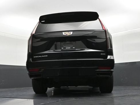 Used 2024 Cadillac Escalade Sport Platinum w/ LPO, Floor Liner Package AWD/4WD image 24