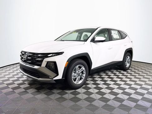 New 2026 Hyundai Tucson SE image 2
