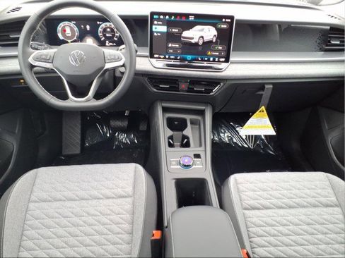 New 2026 Volkswagen Tiguan S image 10