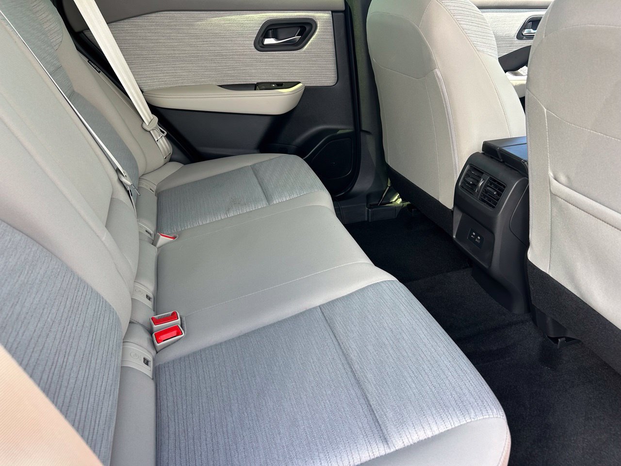 Certified 2023 Nissan Rogue SV FWD image 14