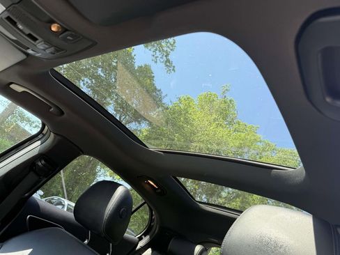 Used 2019 Mercedes-Benz GLA 250 image 28