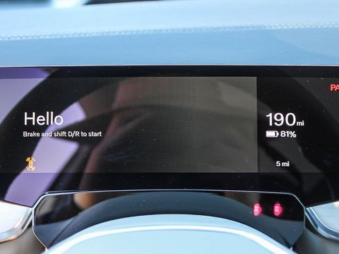 New 2025 Volvo EX90 Ultra w/ Protection Package Premier image 25