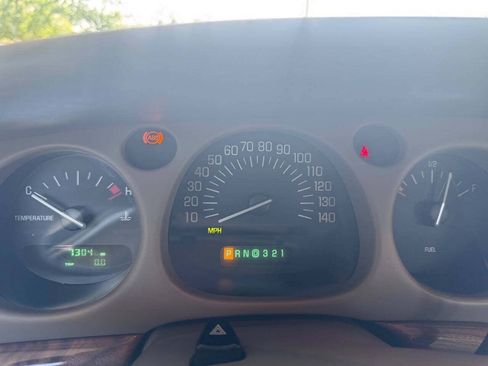 Used 2002 Buick Le Sabre Custom FWD image 12