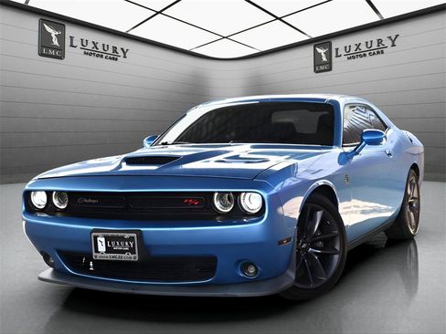 Used 2019 Dodge Challenger R/T Scat Pack image 3