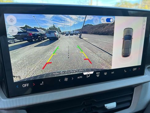 New 2026 Ford Explorer Active RWD image 57