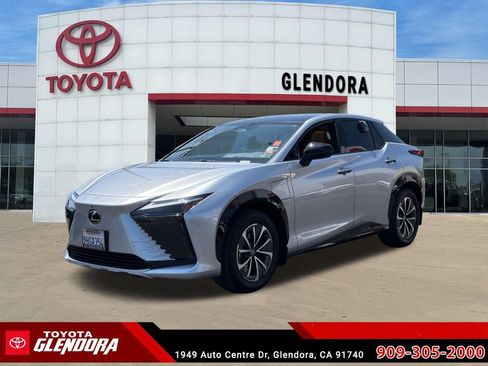 Used 2023 Lexus RZ 450e Premium w/ Technology Package AWD/4WD image 5