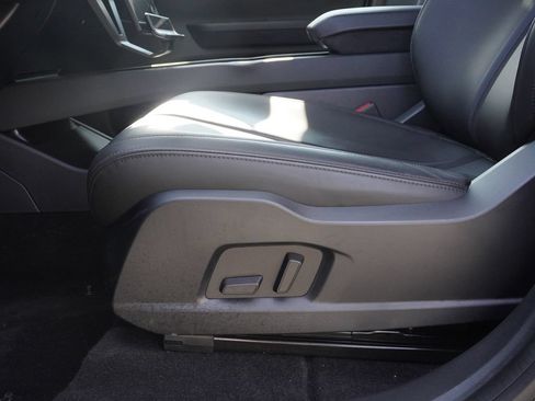 Used 2023 Fisker Ocean One AWD/4WD image 30