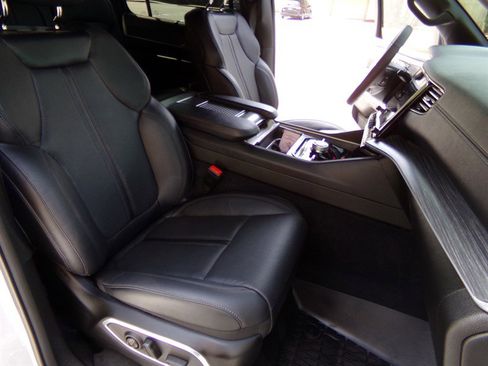 Used 2023 Jeep Wagoneer Series III w/ Convenience Group I image 26