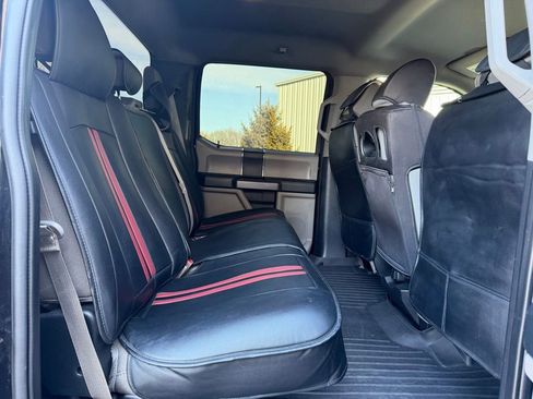 Used 2020 Ford F150 XLT image 12