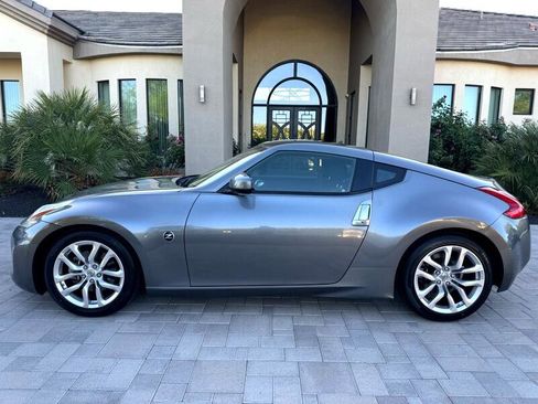 Used 2017 Nissan 370Z Coupe image 5