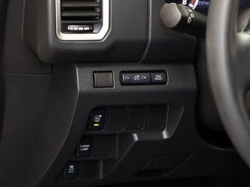 Used 2023 Nissan Frontier SV w/ Technology Package RWD image 27