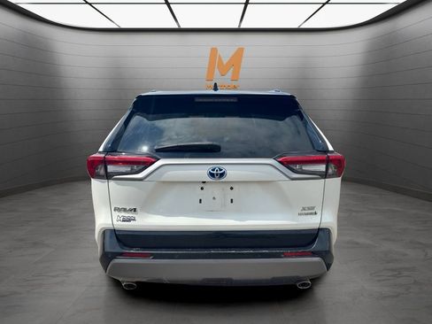 Used 2020 Toyota RAV4 XSE AWD/4WD image 4