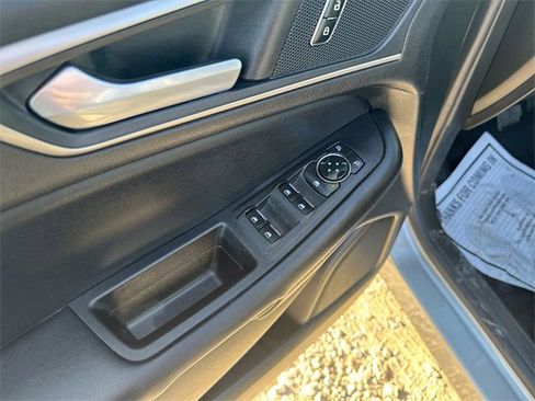 Certified 2023 Ford Edge SEL image 19