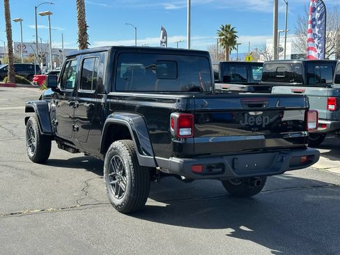 New 2026 Jeep Gladiator Sport AWD/4WD image 3