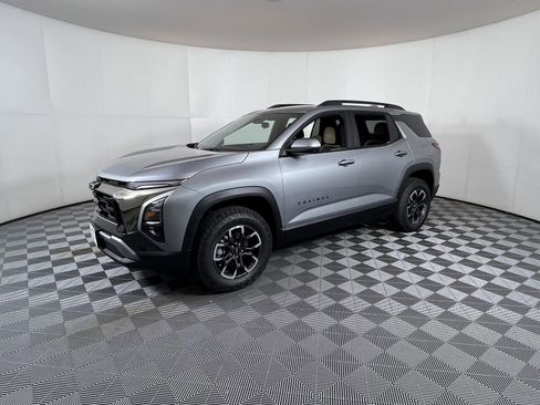 New 2026 Chevrolet Equinox ACTIV w/ Convenience Package III image 2