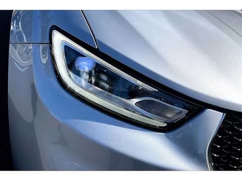 Used 2024 Chrysler Pacifica Touring-L FWD image 28