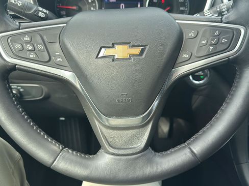 Used 2022 Chevrolet Equinox LT FWD image 12