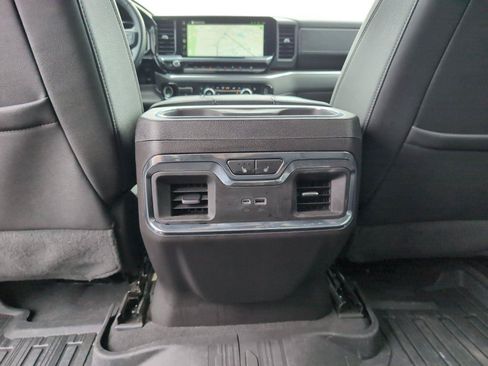 Used 2024 GMC Sierra 1500 SLT w/ SLT Premium Plus Package AWD/4WD image 35